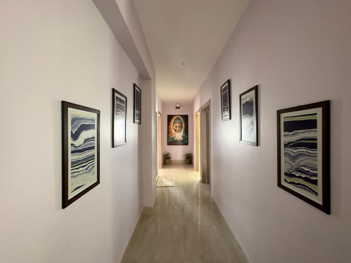 Three Little Birds Homestay Ґувахаті Екстер'єр фото