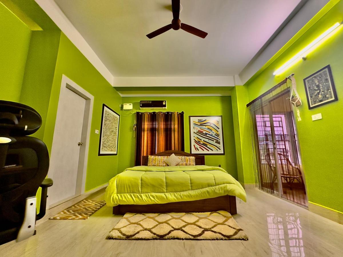 Three Little Birds Homestay Ґувахаті Екстер'єр фото