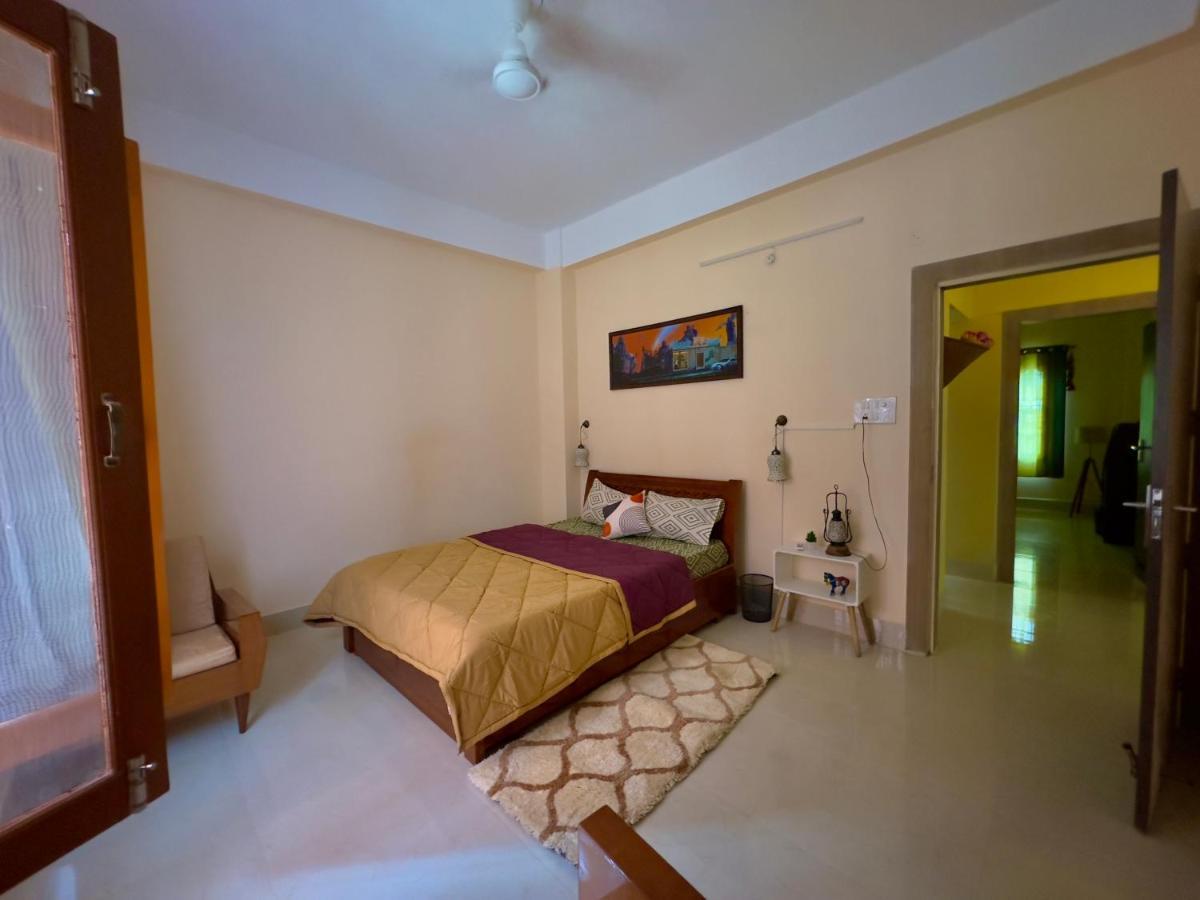 Three Little Birds Homestay Ґувахаті Екстер'єр фото